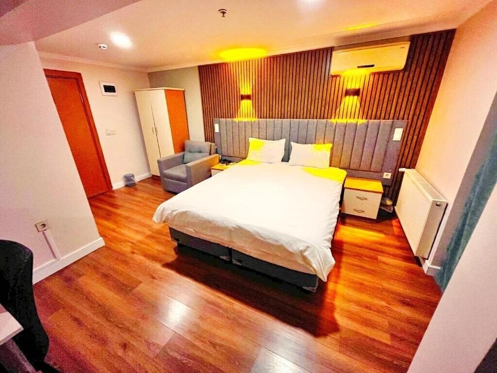 Отель Naila Hotel 3*