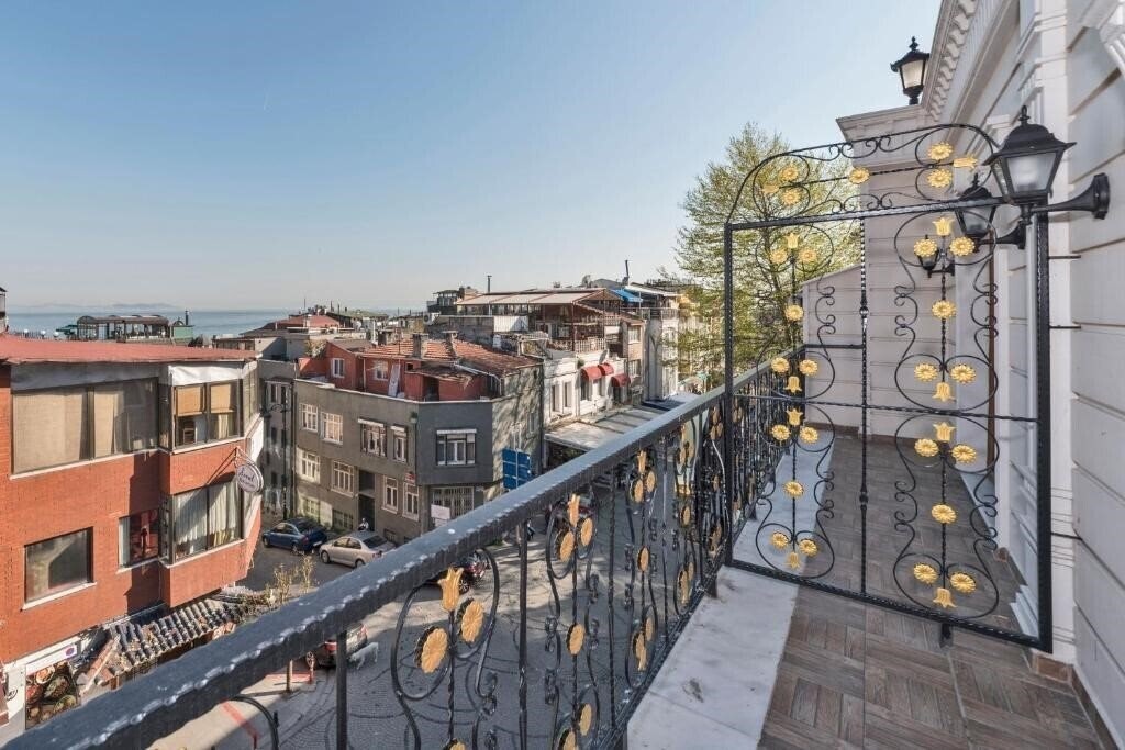 Зображення Magnaura House Hotel 3*