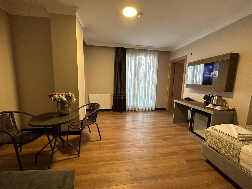 Зображення Niconya Port Suites & Hotel 3*