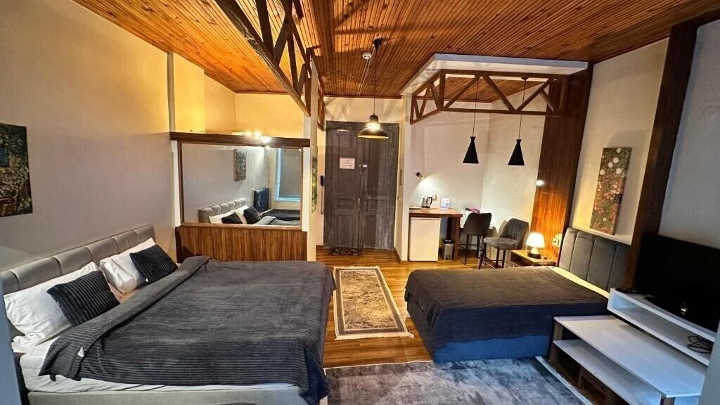 Готель New Pera Hotel 3*