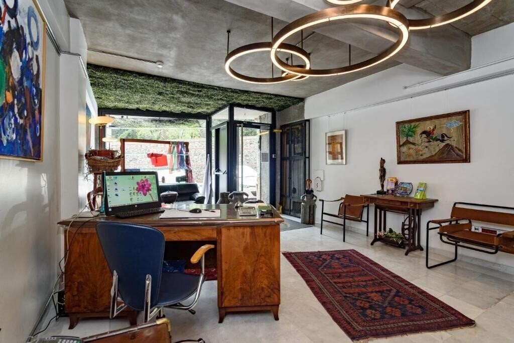 Отель Numi Hotel 5*