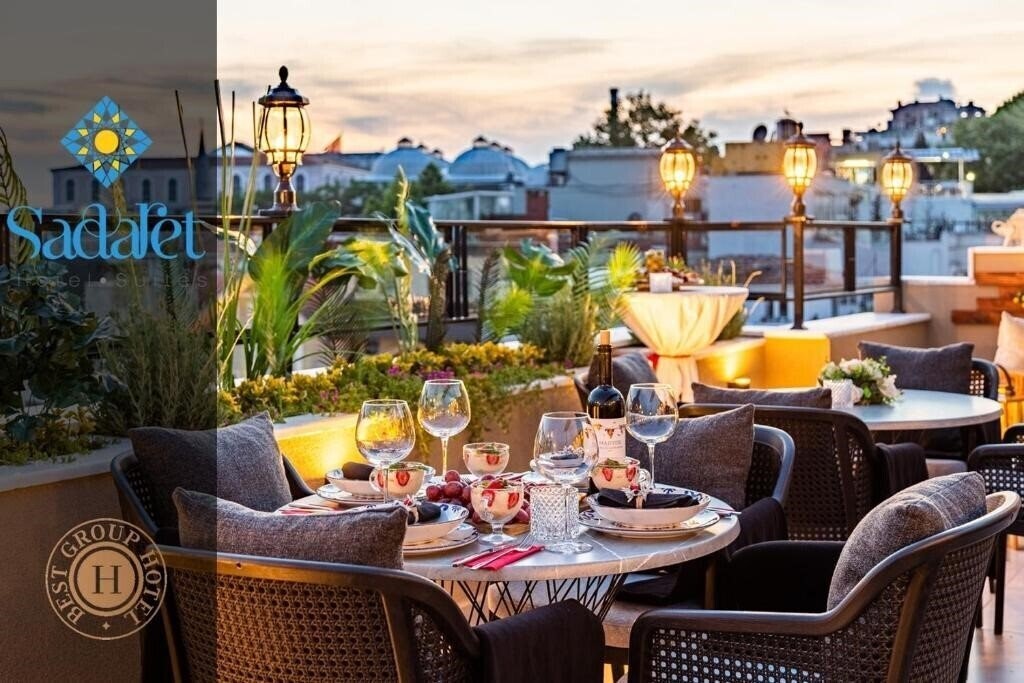 Отель Sadaret Hotel Old City Sultanahmet 4*