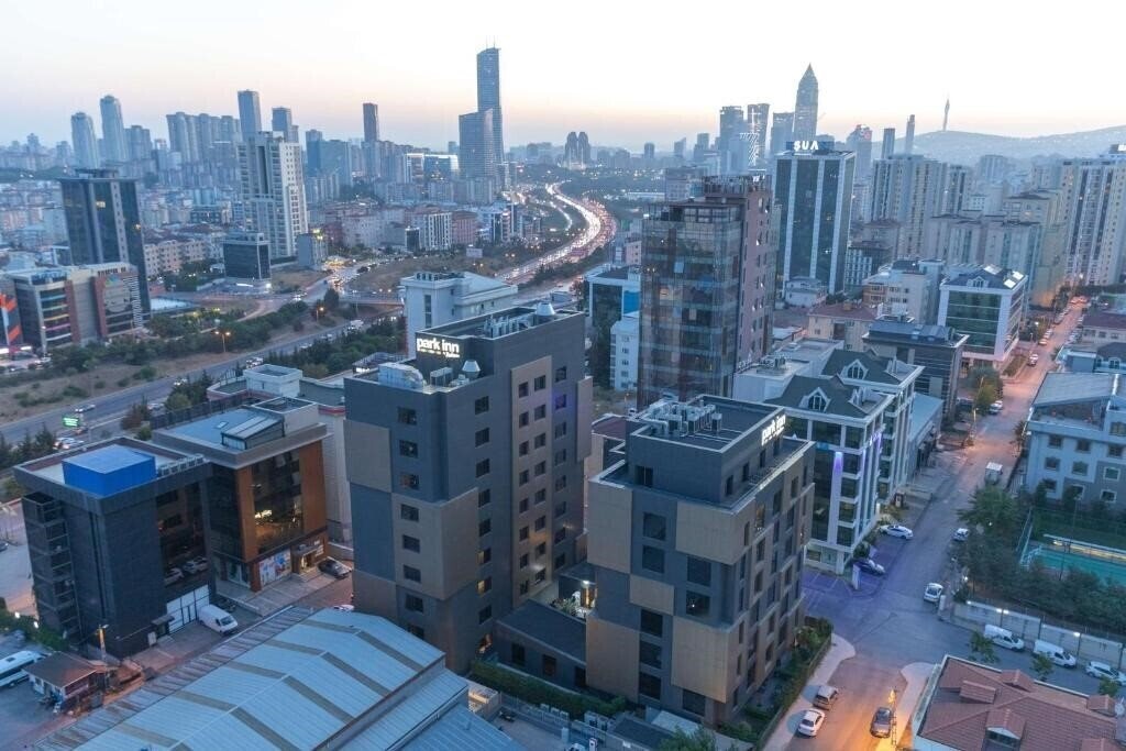 Отель Park Inn By Radisson Istanbul Atasehir 4*
