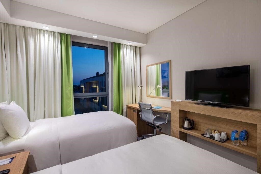 Изображение Hampton By Hilton Istanbul Zeytinburnu 4*