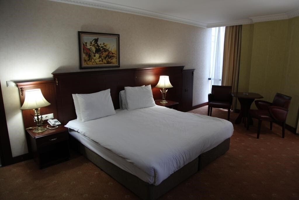 Фотографія 9 On Istanbul Hotel 4*