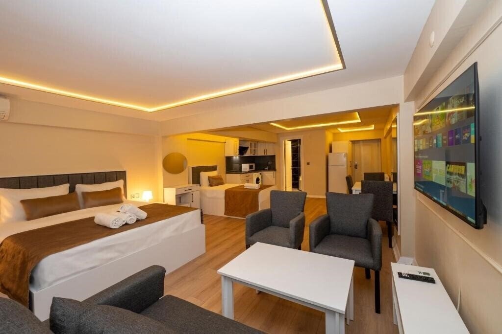 Фото Aiza Suites 3*