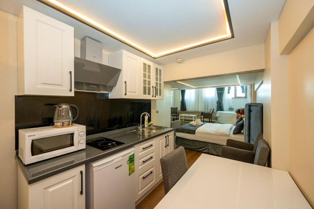 Фотографія Aiza Suites 3*
