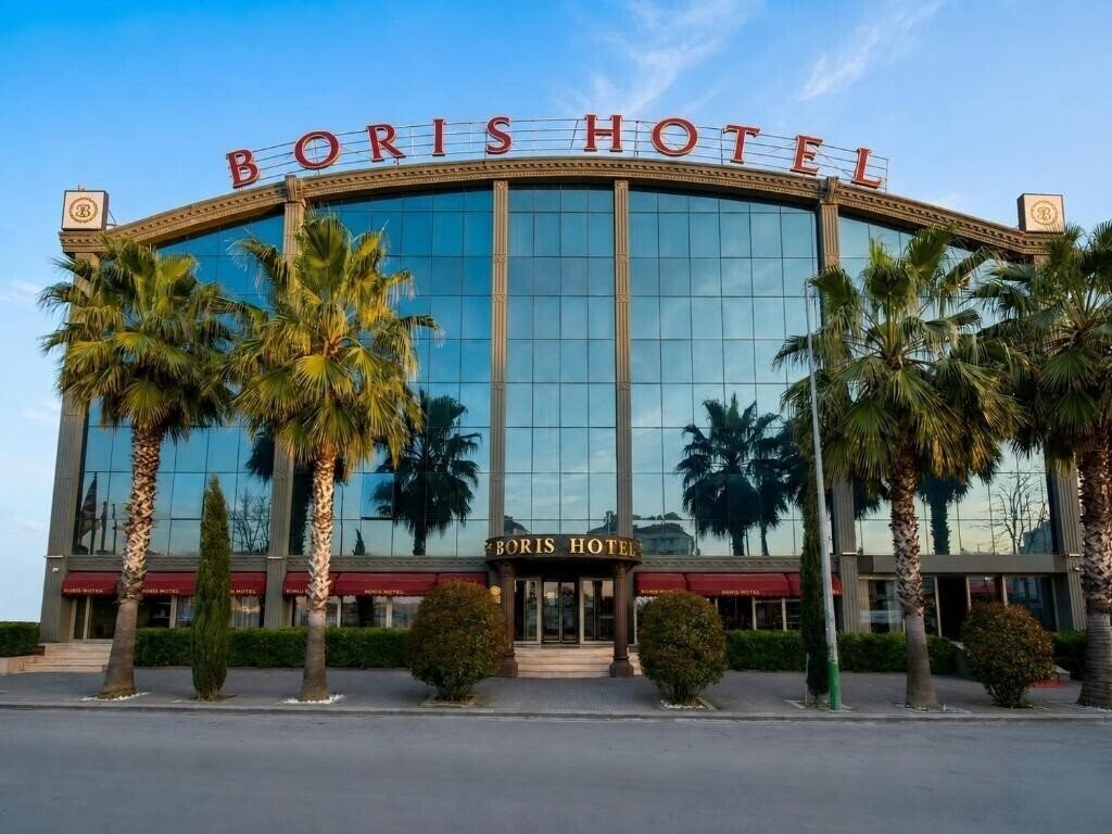 Готель Boris Hotel 4*