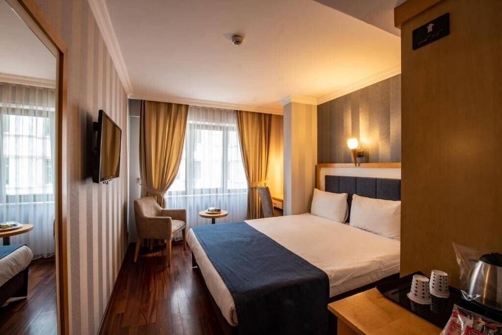 Готель Nova Plaza Hotel Taksim Square 3*