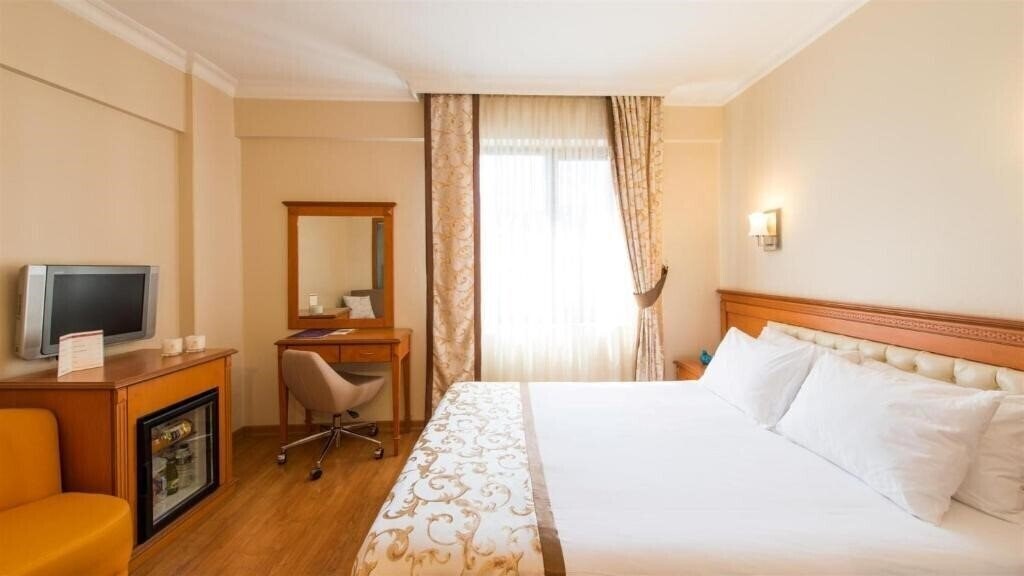 Готель Prestige Hotel Old City 3*