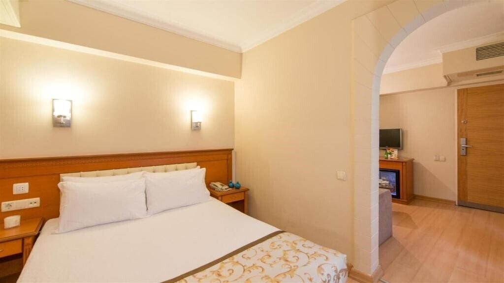Фото Prestige Hotel Old City 3*