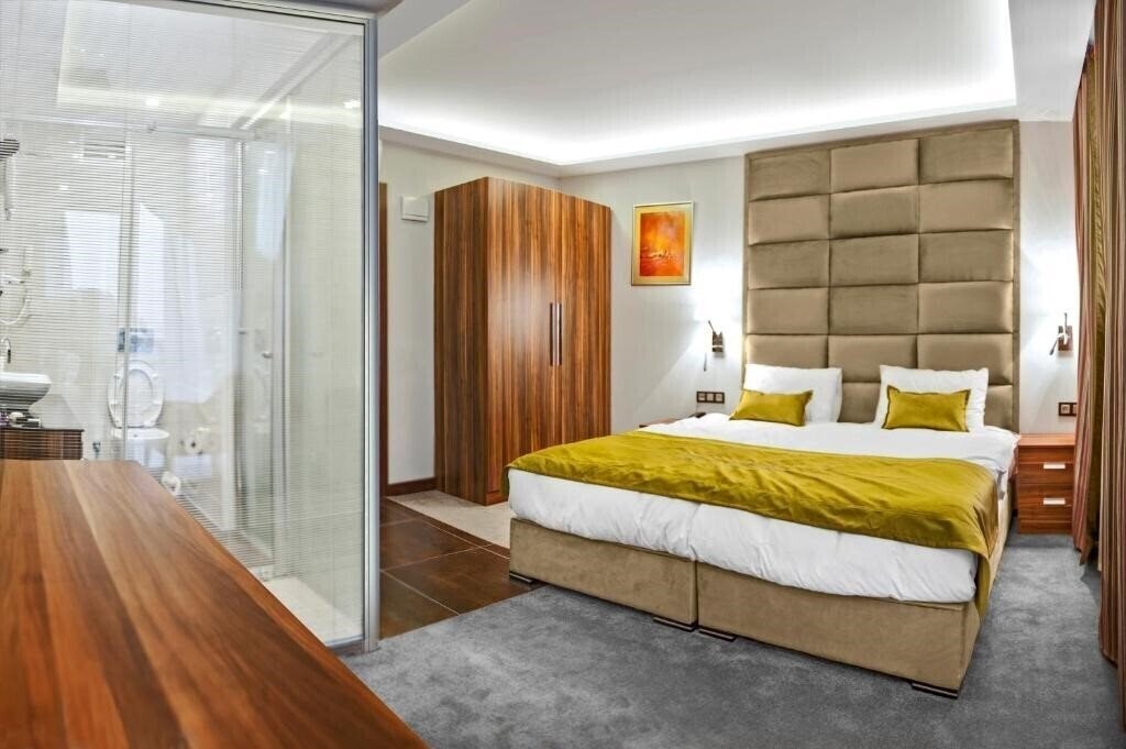 Фото The  22 Hotel 3*