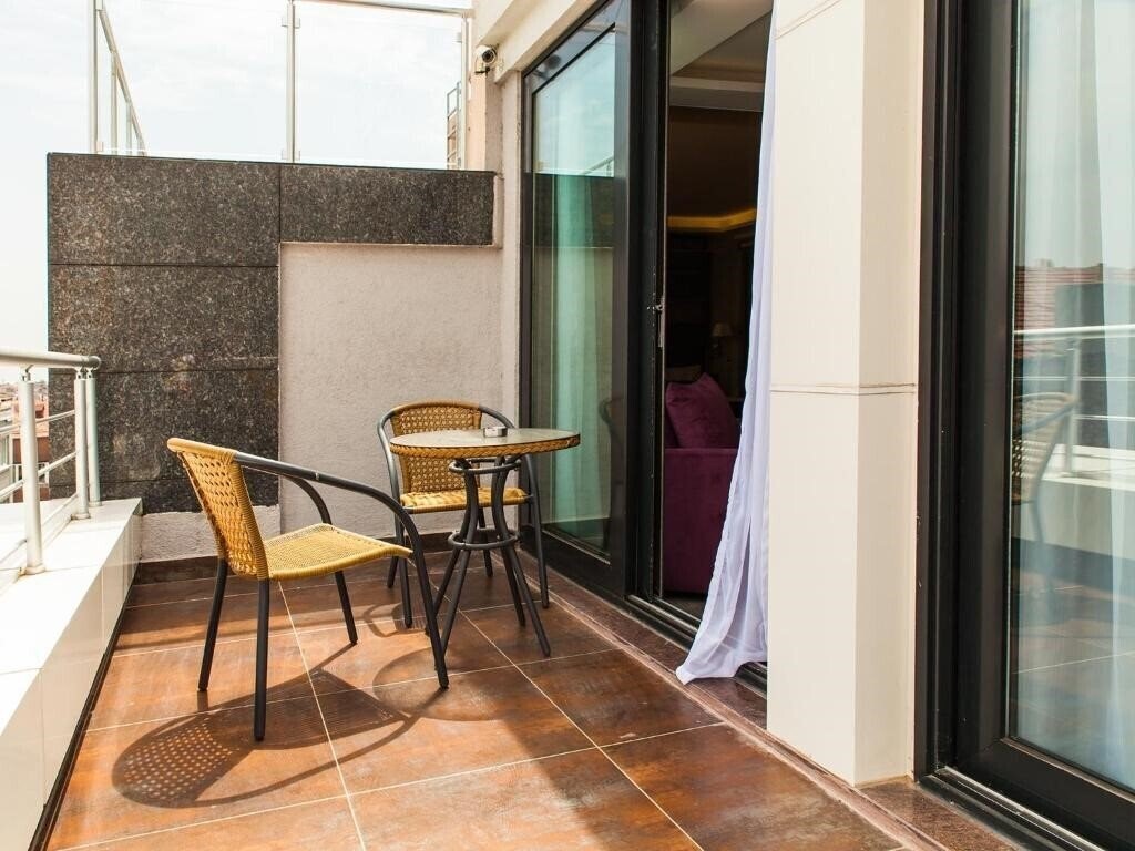 Фотографія The  22 Hotel 3*