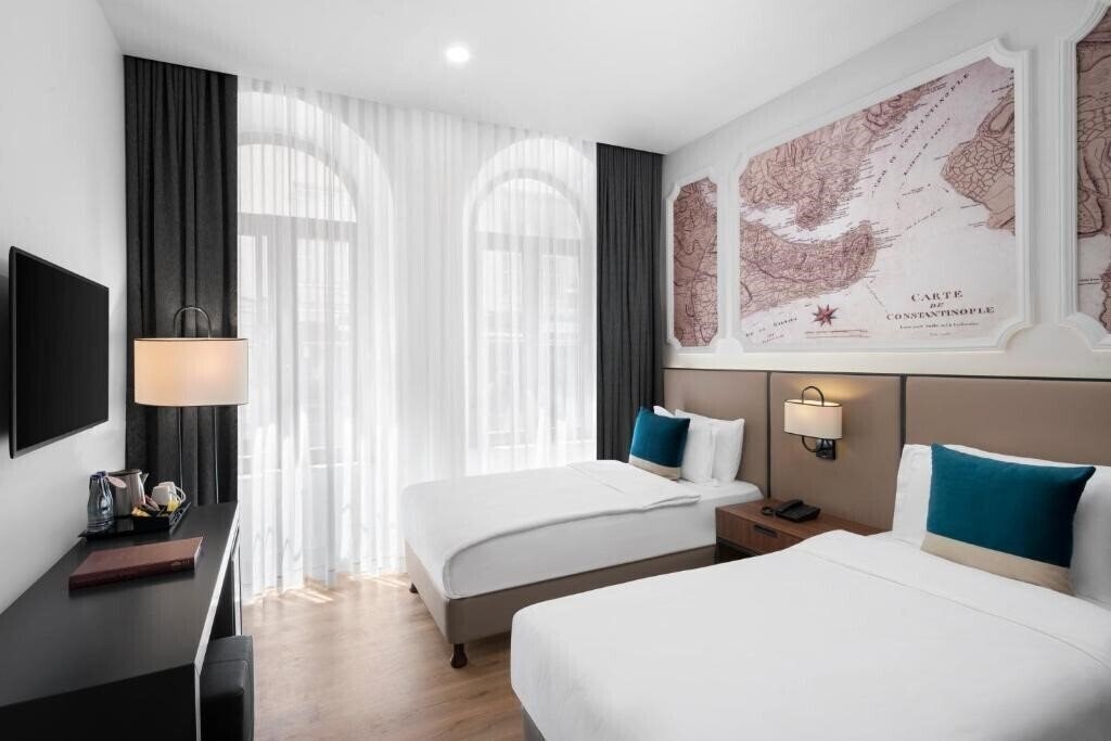 Готель Akka Suites 3*