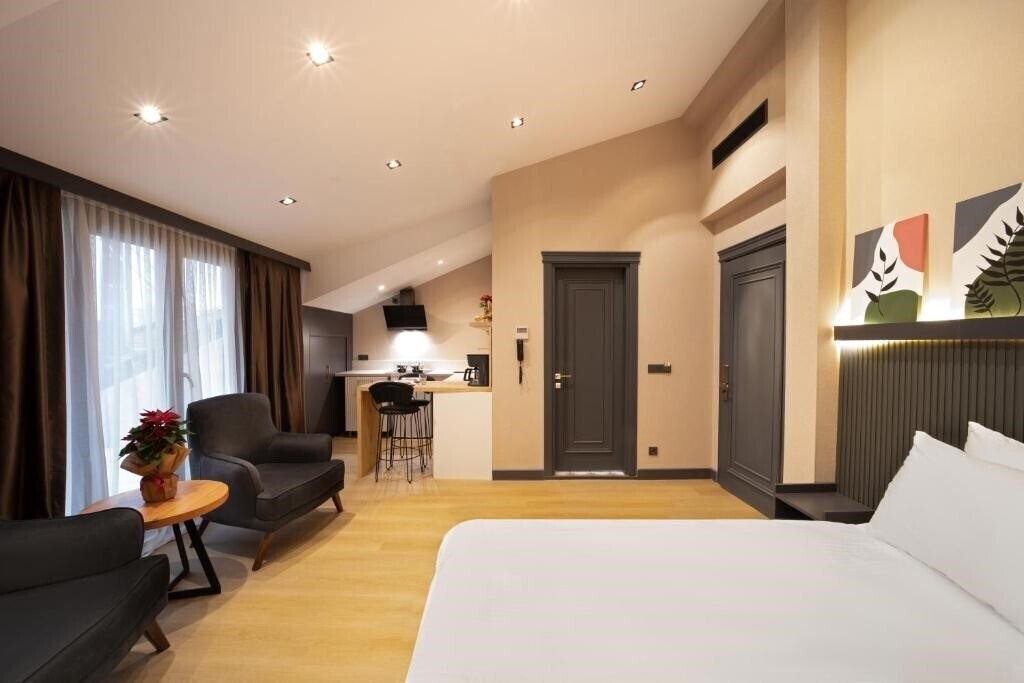 Фото Hotel Sisli 3*