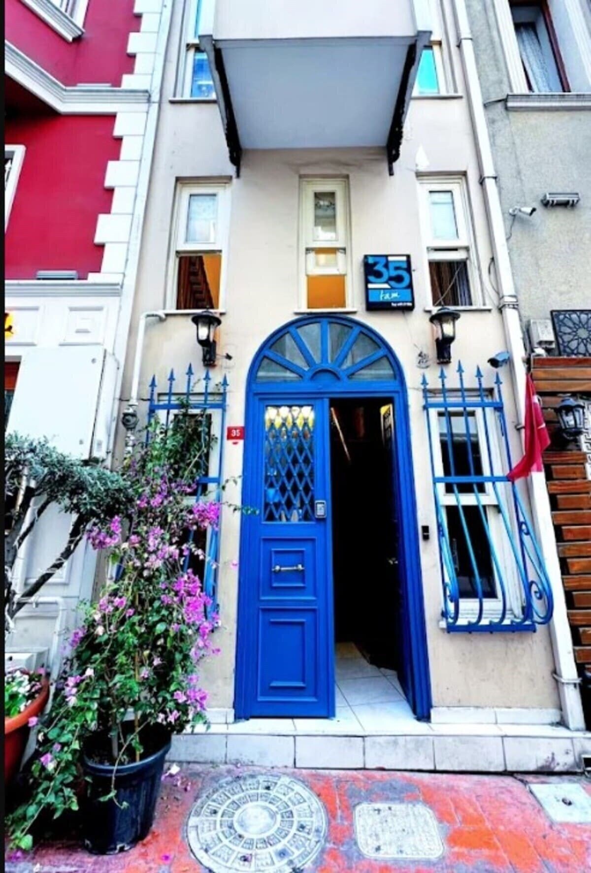 Отель Tam35 Otel Taksim 3*