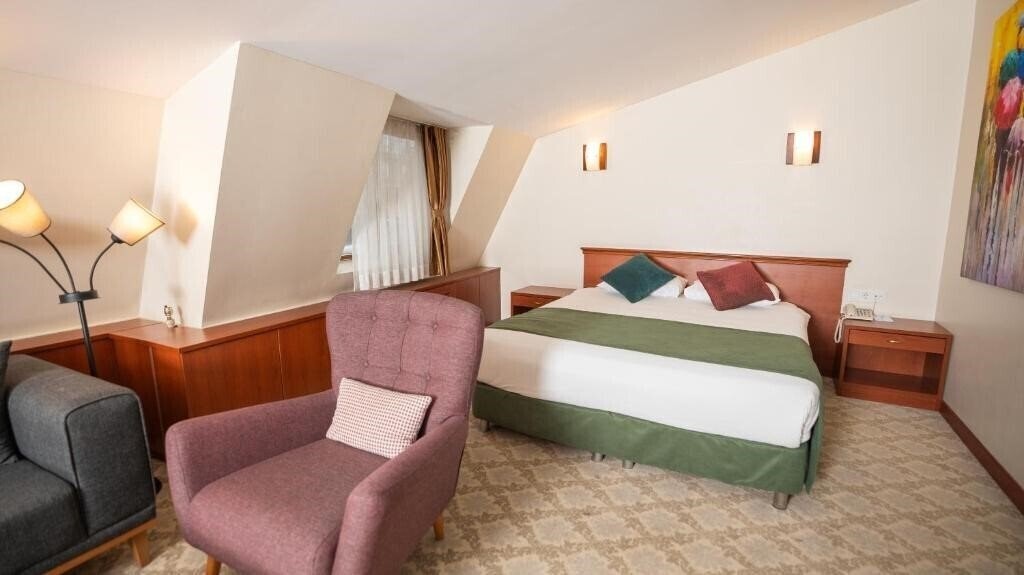 Готель Golden Siyav Hotel (ex. Golden Rest Hotel) 3*