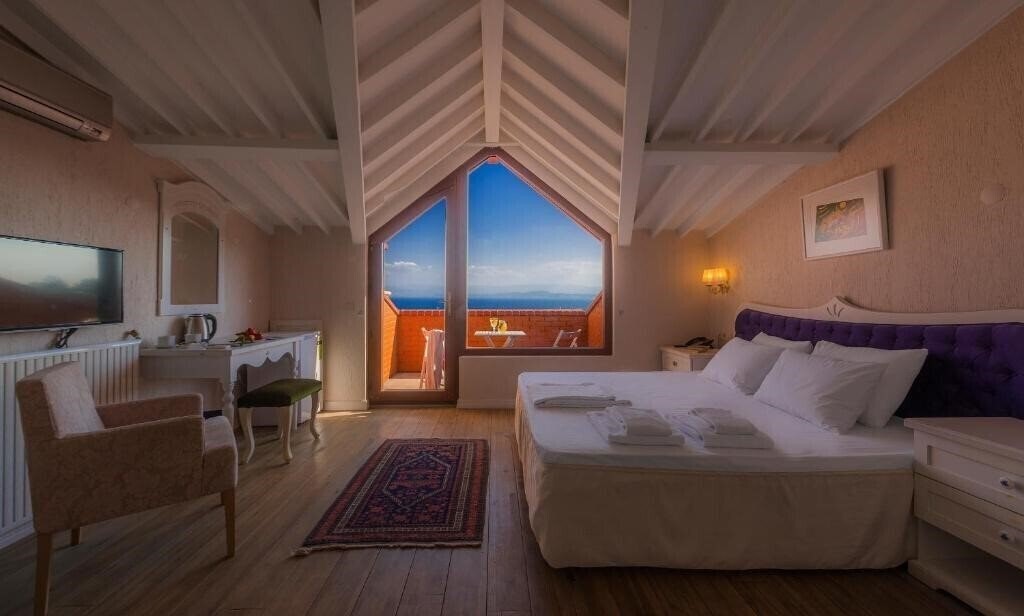 Картинка Aeneas Hotel 2*