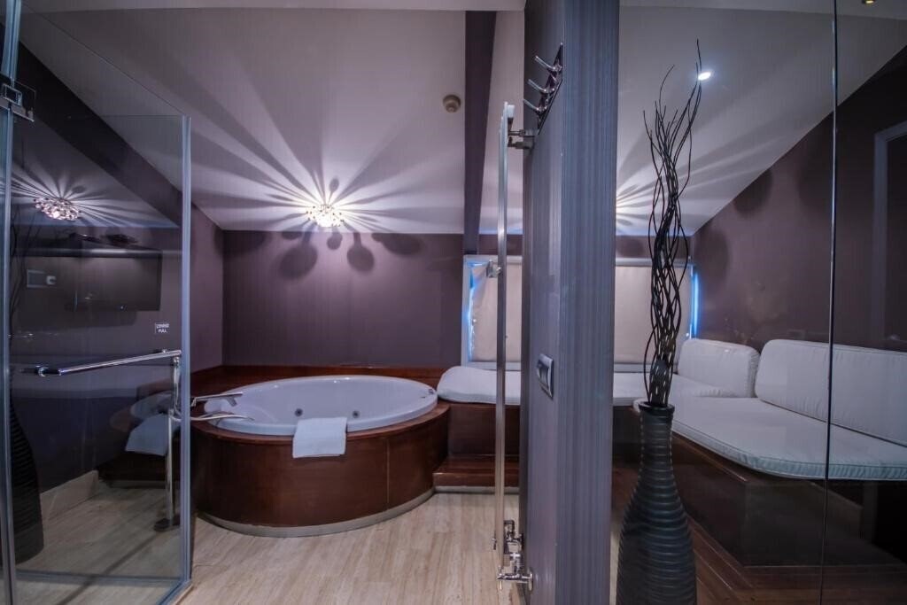 Фото Home Stay Home Mecidiyekoy 4*