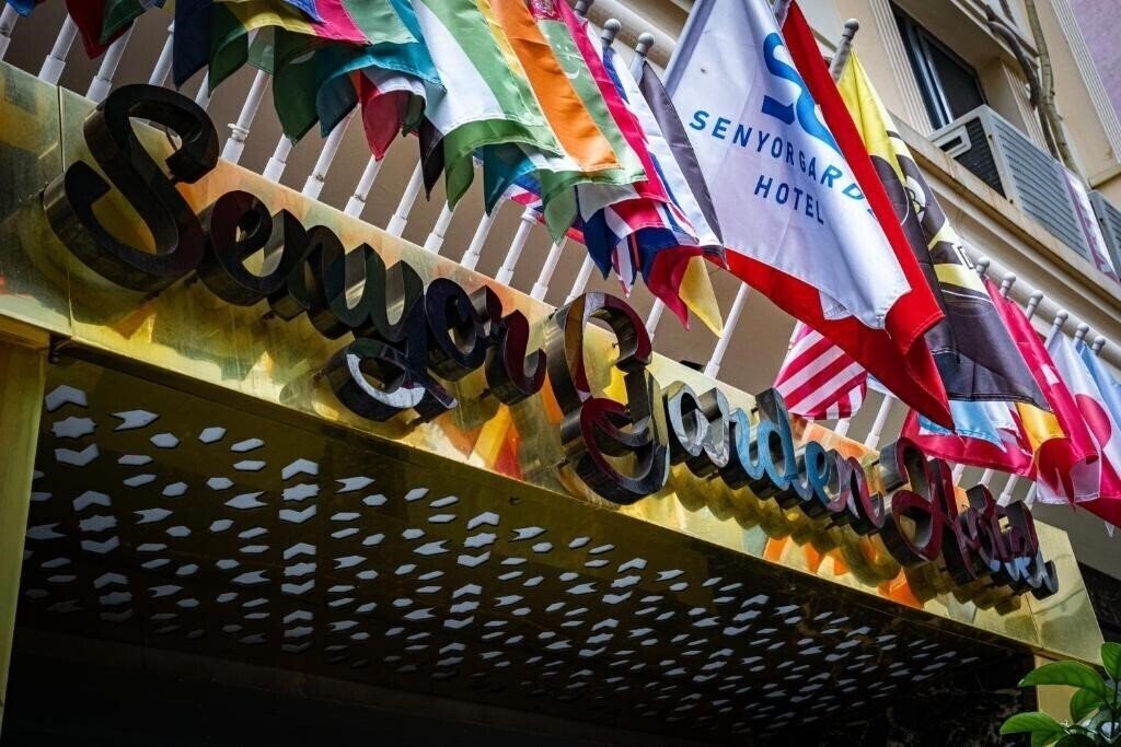 Отель Senyor Garden Hotel 3*