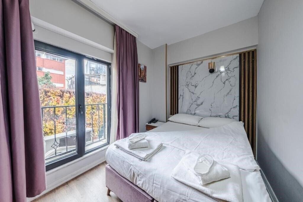 Отель Ozio Hotel 3*