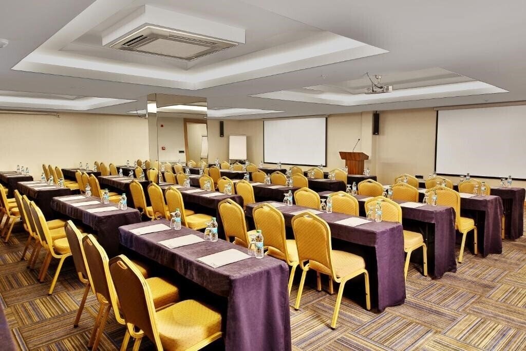 Картинка Bof Hotels Ceo Suites Atasehir 5*