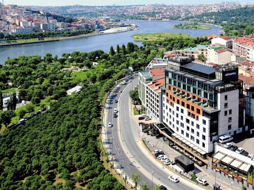 Готель Movempick Hotel Golden Horn 5*