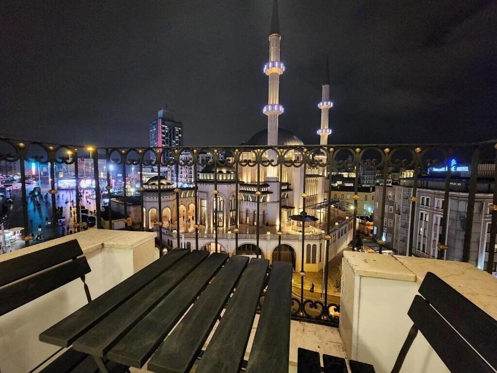 Фото Taksim Landhouse Hotel (ex. Taksim View Hotel) 4*