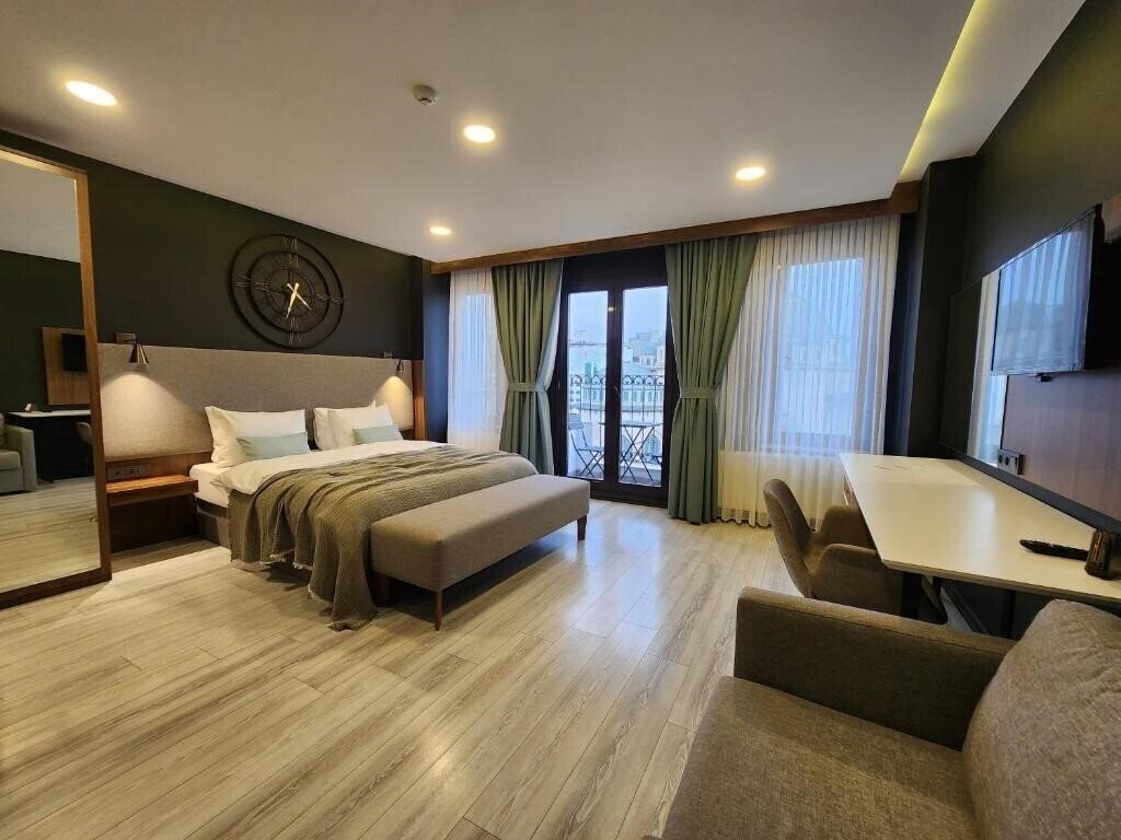 Фотография Taksim Landhouse Hotel 4*