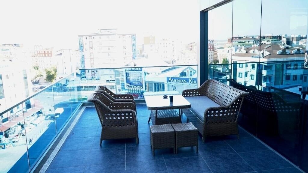 Фотографія Skyport Istanbul Hotel 3*