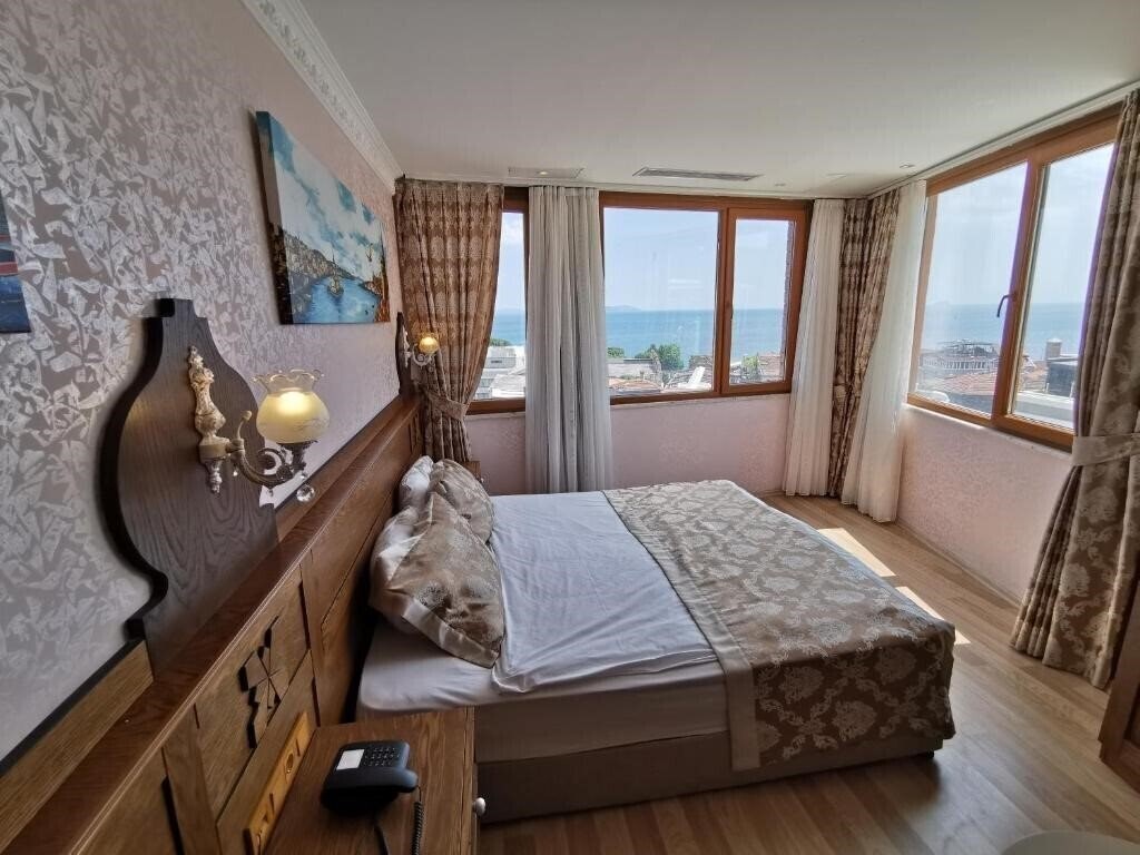 Фотографія Perapolis Hotel 3*