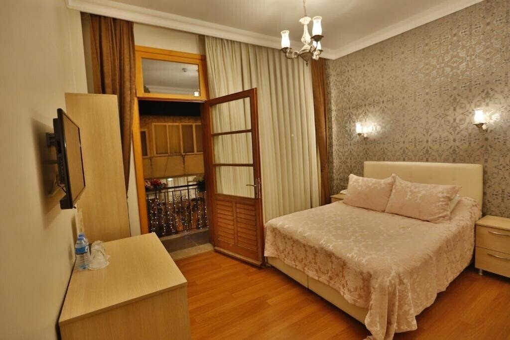 Фото Mimoza Butik Otel Buyukada 3*