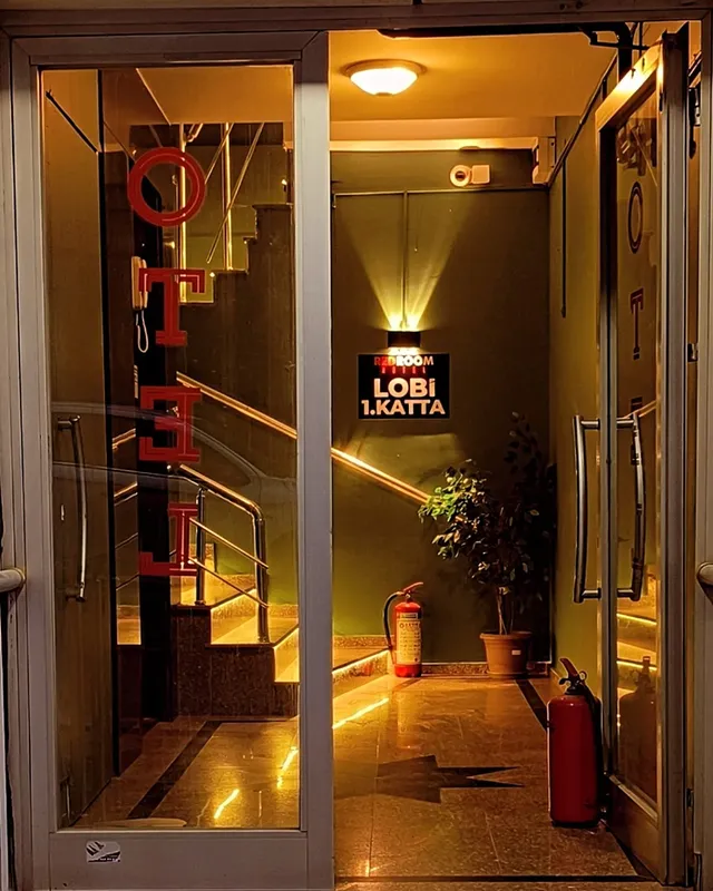 Фотография Red Room Hotel 3*