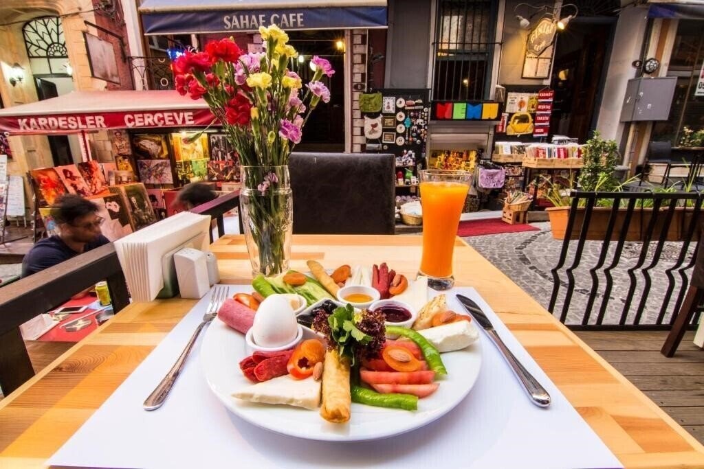 Изображение Kuzen Otel Adults Only 3*