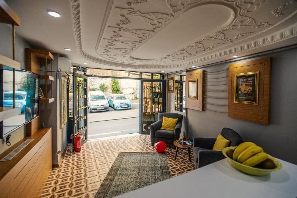 Фото Maduro Hotel 3*