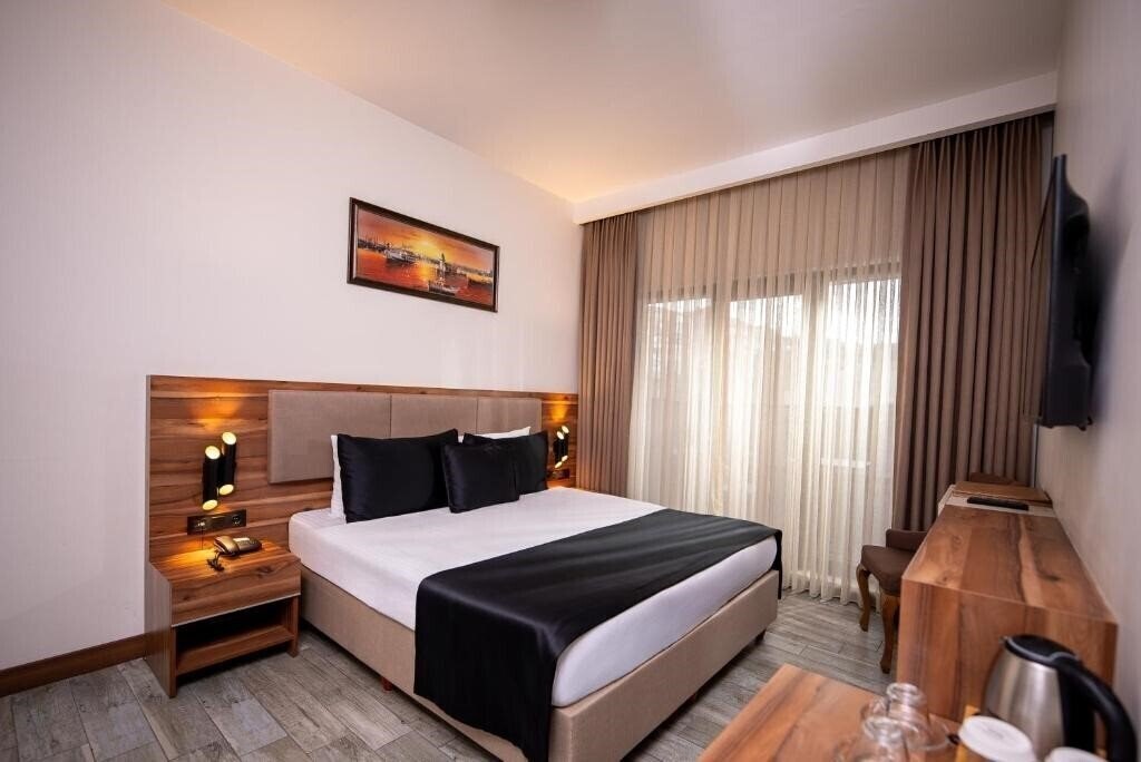 Готель Mari Suites Hotel 3*