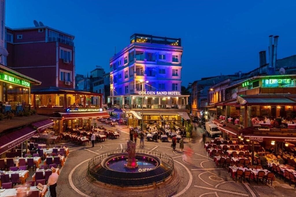 Отель Golden Sand Hotel 3*