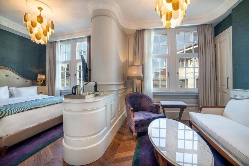 Фото Orientbank Hotel Istanbul Autograph Collection 5*