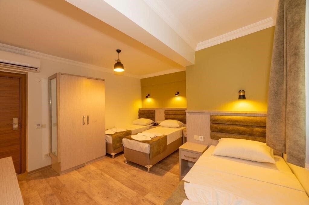 Готель Bazaar Hotel Old City 2*