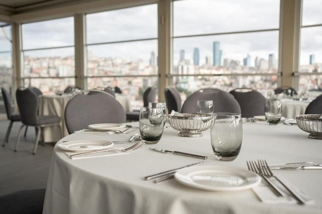 Зображення Four Points By Sheraton Istanbul Kagithane 4*