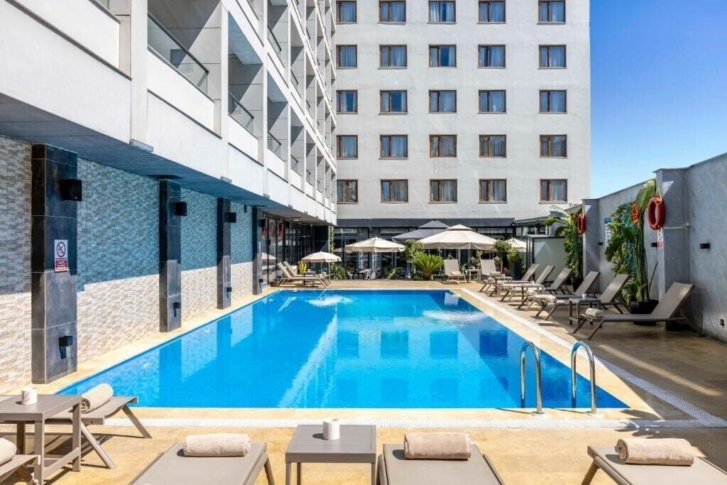 Готель Ramada Plaza by Wyndham Istanbul Sultanahmet 5*