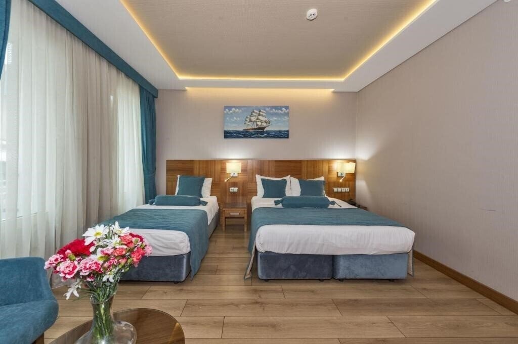 Фото The Meretto Hotel Istanbul 4*