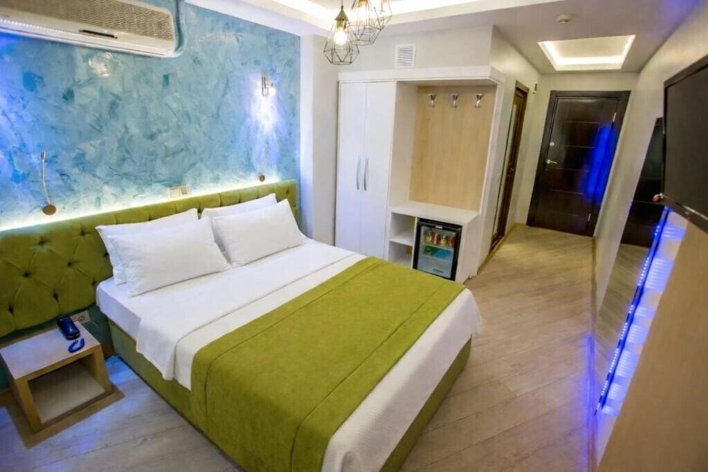 Фото Hotel Pera Capitol 3*