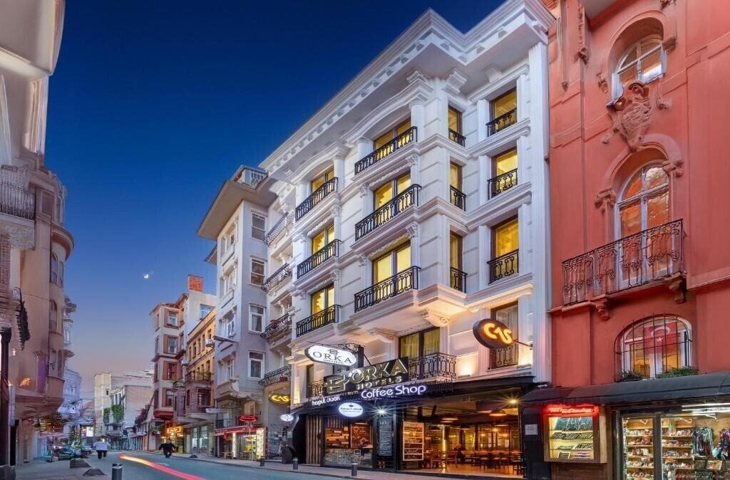 Отель Orka Taksim Suites & Hotel 4*