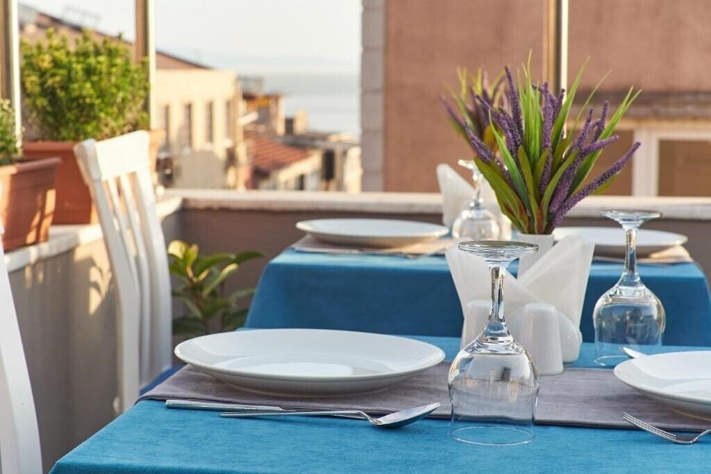 Фотография Renzo Hotel 3*