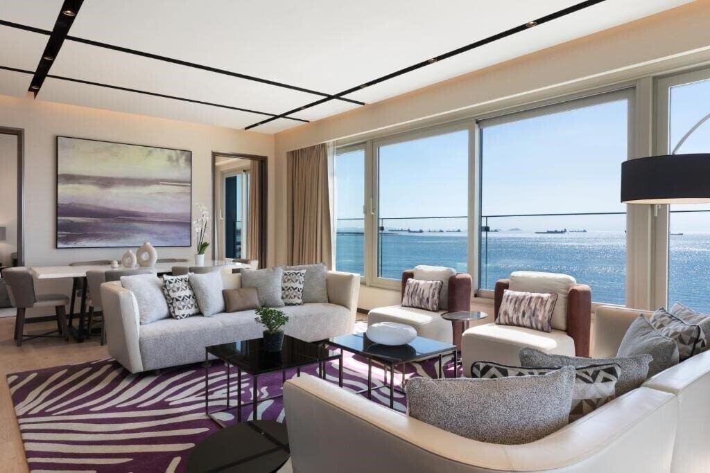 Фотографія JW Marriott Istanbul Marmara Sea 5*