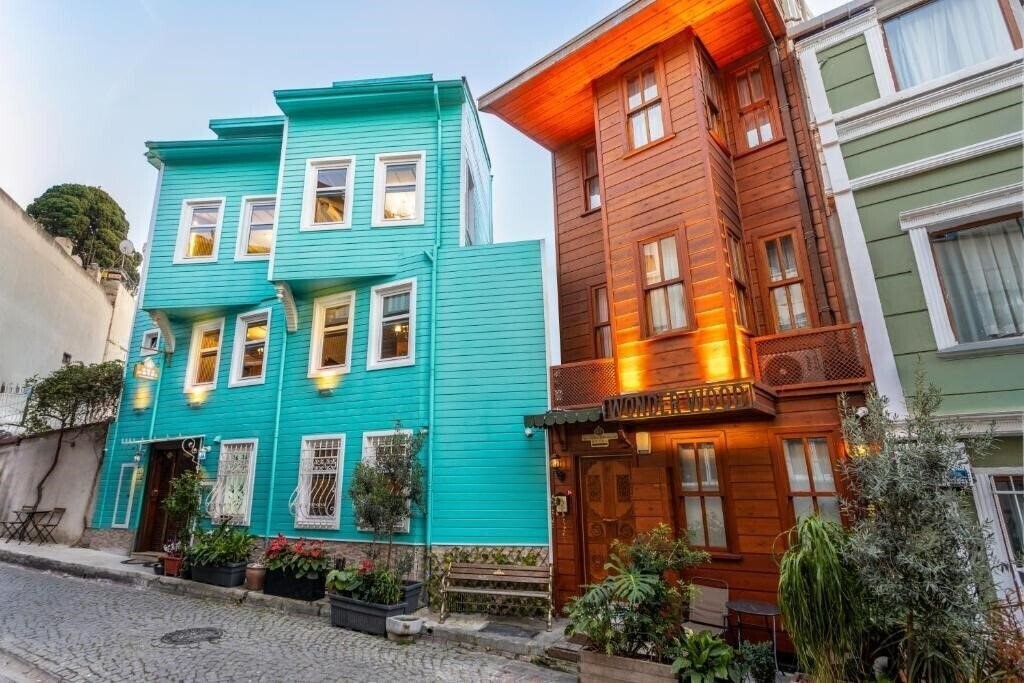 Готель Wonder Wood Hotel 3*