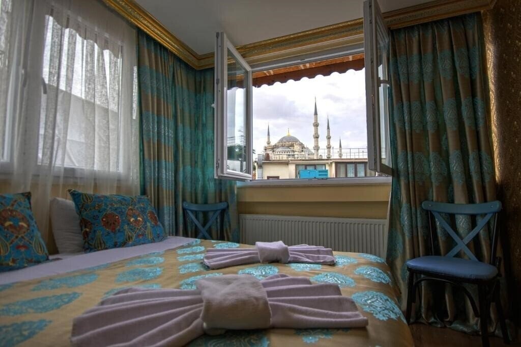 Готель Paris Garden Hotel Istanbul 3*