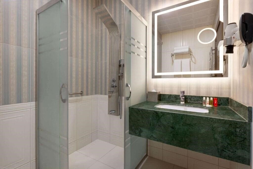 Фотография Ramada Encore by Wyndham Istanbul Avcilar 3*
