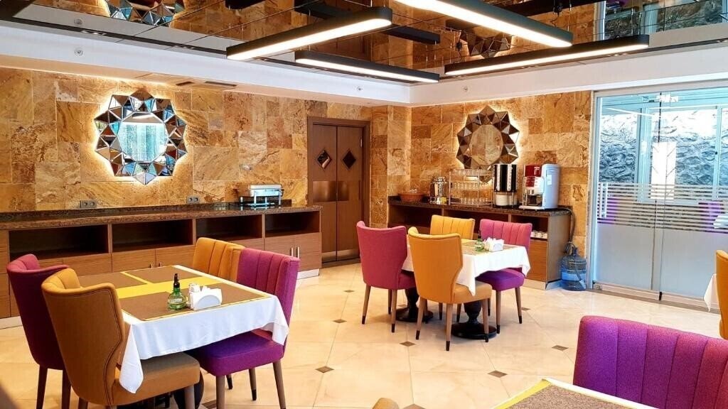 Фотографія My Garden Suites 3*